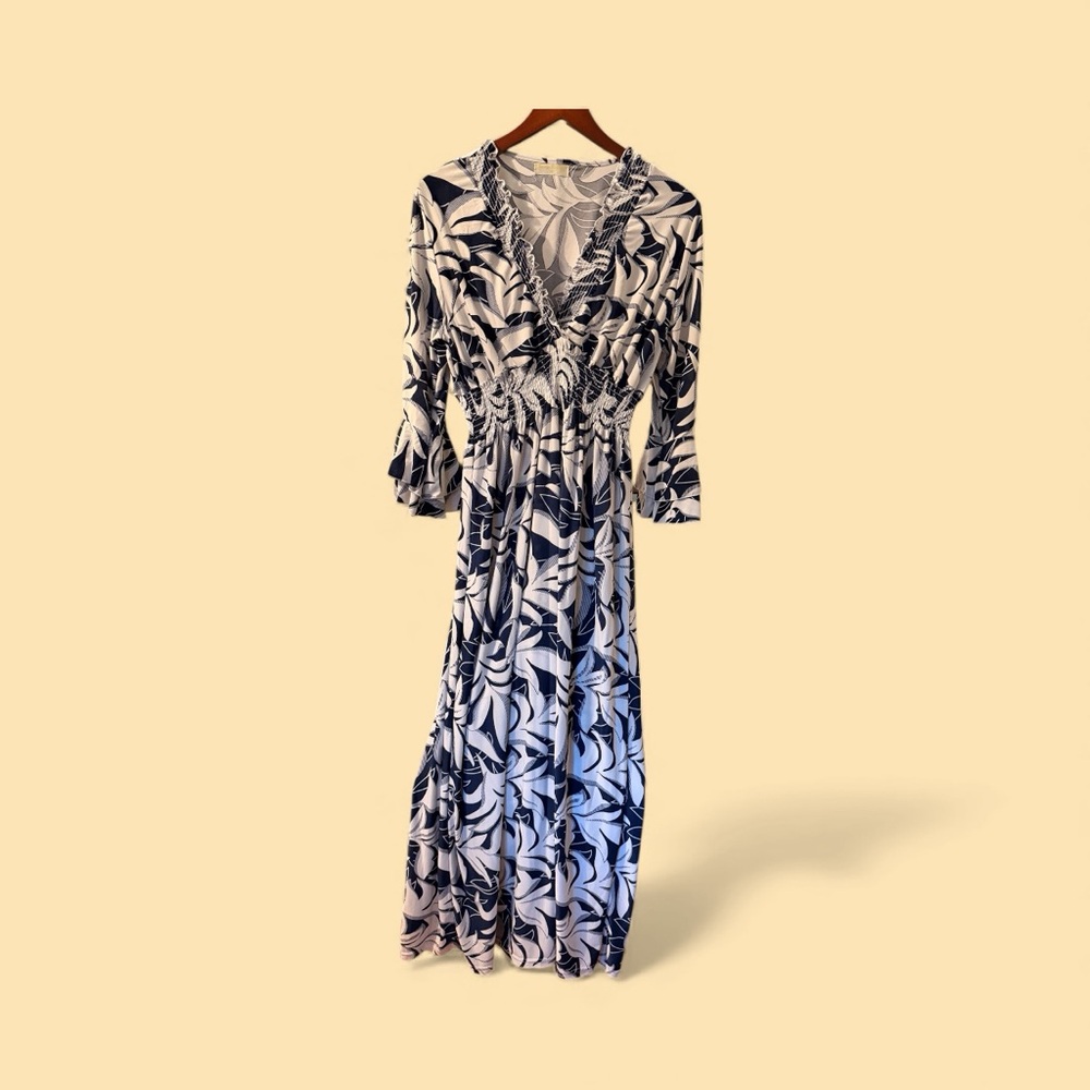 Chic Long Sleeve dark blue and White Dress